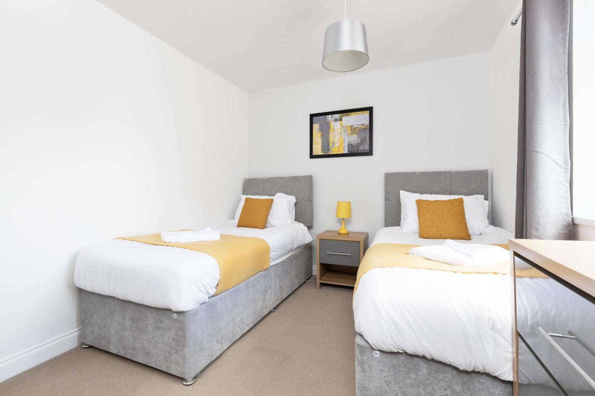 Appartement Opp B'Ham - Freshly Refurbished Walls And Carpets! Big Savings Booking 7 Days Or More! à Marston Green Extérieur photo